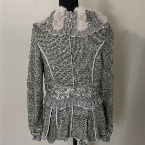 Dolce Cabo Sweater Grey with Fur Sz M - Picture 2 of 10